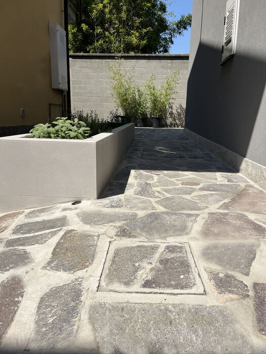 Pavimentazione in pietra finita